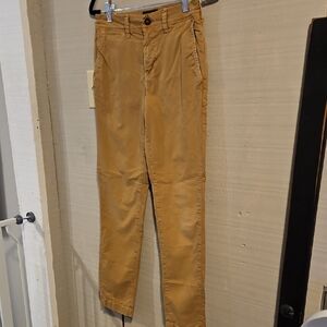 #183 American Eagle Outfitters Unisex Tan Colored Chinos Sz 4 X 30